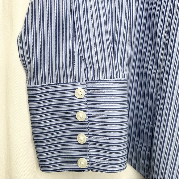 EDDIE BAUER Womens Blue Pinstriped Button Up Blouse Size L Excellent Condition! - Picture 4 of 7